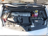 Toyota Prius Two JTDKN3DUXF0467671 снимка