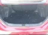 Toyota Corolla Le 5YFBURHE1JP812237 снимка