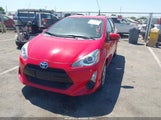 Toyota Prius C Three JTDKDTB32F1104482 снимка