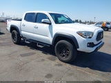 Toyota Tacoma Trd Off Road 3TMAZ5CN8JM071010 photo