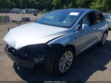Tesla Model X 75D/P100D/P90D 5YJXCBE4XGF030048 снимка