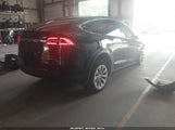 Tesla Model X 75D/P100D/P90D 5YJXCBE42GF005144 fotografie