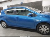 Toyota Prius C Two JTDKDTB3XC1527645 снимка