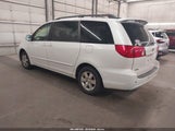 Toyota Sienna Xle 5TDZK22C57S007988 снимка