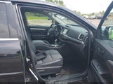 Toyota Highlander Le Plus 5TDBZRFH4JS840247 fotografie