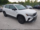 Volkswagen Taos 1.5T S 3VV5X7B20RM001752 снимка