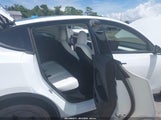 Tesla Model Y Long Range Dual Motor All-Wheel Drive 7SAYGDEE9SA342271 снимка