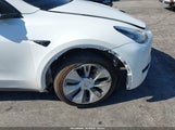 Tesla Model Y Long Range Dual Motor All-Wheel Drive 5YJYGDEE0MF303779 photo