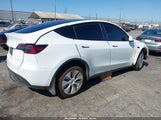 Tesla Model Y Long Range Dual Motor All-Wheel Drive 5YJYGDEE0MF303779 photo