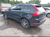 Volvo Xc60 T6/T6 Platinum/T6 Premier Plus/T6 R-Design/T6 R-Design Platinum/T6 R-Design Premier Plus YV4902DZ0C2302180 fotografie