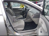 Toyota Corolla Le JTDBL40E59J011277 снимка