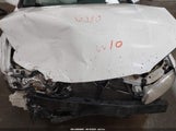 Toyota Camry Le 4T1BG22K0YU931743 photo