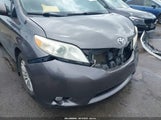 Toyota Sienna Xle V6 8 Passenger 5TDYK3DC9DS360549 fotografie