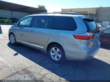 Toyota Sienna Le 8 Passenger 5TDKK3DC7FS672717 снимка