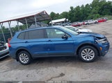 Volkswagen Tiguan 2.0T S 3VV1B7AX3JM021881 fotografie