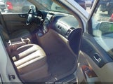 Hyundai Entourage Gls/Limited/Se KNDMC233576018558 снимка