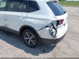 Volkswagen Tiguan 2.0T Se/2.0T Sel 3VV2B7AX4JM204453 photo