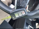 Nissan Rogue Sport S JN1BJ1CRXKW349787 снимка