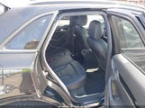 Audi Q3 2.0T Premium/2.0T Sport Premium WA1HCCFSXJR022275 photo