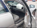 Lincoln Town Car Signature 1LNFM82W2XY600959 снимка