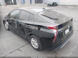Toyota Prius Three JTDKARFU7J3554124 снимка