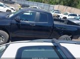 Toyota Tundra Grade 4.6L V8 5TFUM5F17AX002940 снимка