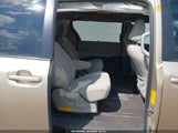 Toyota Sienna Le V6 5TDKK3DCXBS039123 fotografie