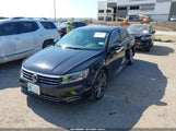 Volkswagen Passat 1.8T R-Line 1VWDT7A38HC084036 photo