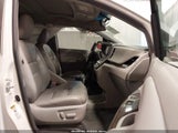 Toyota Sienna Xle Premium 8 Passenger 5TDYK3DC4FS680333 fotografie