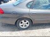 Ford Taurus Se 1FAFP53U83G257670 fotografie