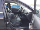 Jeep Cherokee Latitude Plus Fwd 1C4PJLLBXKD241599 photo