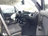 Jeep Renegade Jeepster Fwd ZACNJAAB9LPL76555 fotografie