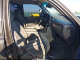 Chevrolet Silverado  Ls 2GCEK13T051125104 снимка