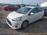 Toyota Prius C Three JTDKDTB39G1139358 снимка