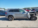 Jeep Grand Cherokee Summit 4X4 1C4RJFJT3JC165072 fotografie