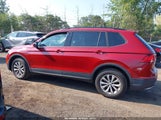 Volkswagen Tiguan 2.0T S 3VV0B7AX1JM157468 fotografie
