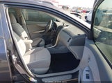 Toyota Corolla Le JTDBU4EE7AJ085360 снимка
