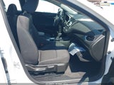 Chevrolet Malibu Fwd 1Lt 1G1ZD5ST0RF226171 photo