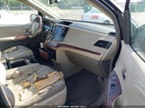 Toyota Sienna Limited V6 5TDYK3DC0BS037696 fotografie