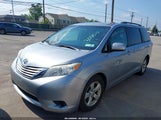 Toyota Sienna Le 8 Passenger 5TDKK3DC2FS573786 снимка