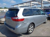 Toyota Sienna Le 8 Passenger 5TDKK3DC2FS573786 снимка