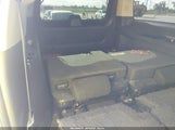 Chevrolet Suburban  Ls 1GNSCHE06BR200541 photo