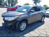 Toyota Highlander Le 5TDZARFH3FS015328 снимка