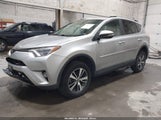 Toyota Rav4 Xle 2T3RFREV7JW767579 снимка