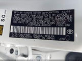 Toyota Corolla Le JTDEPRAE3LJ090047 снимка