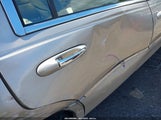 Lincoln Town Car Signature Limited 1LNHM82W05Y626210 снимка