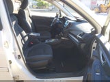 Subaru Forester Premium JF2SKAGC4KH532544 снимка