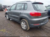 Volkswagen Tiguan S WVGBV7AX9GW550315 снимка