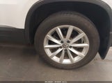 Volkswagen Tiguan 2.0T Wolfsburg Edition WVGSV7AX7HW512745 снимка