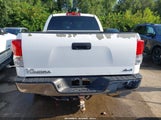 Toyota Tundra Grade 4.6L V8 5TFUM5F14BX026758 fotografie